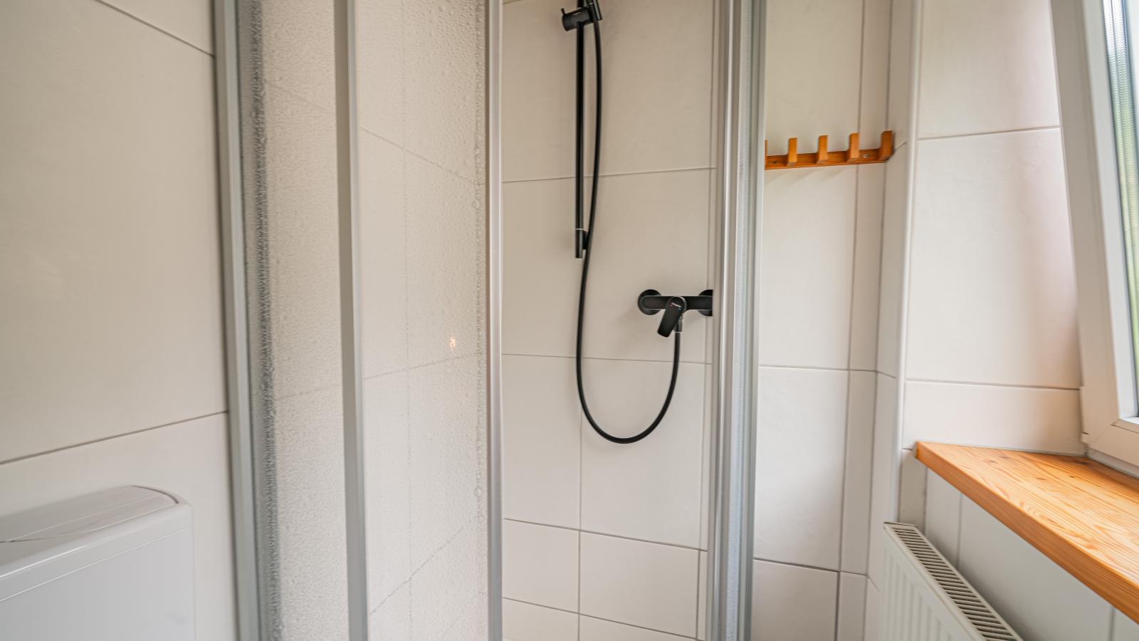 Haus Enn-Badkamer
