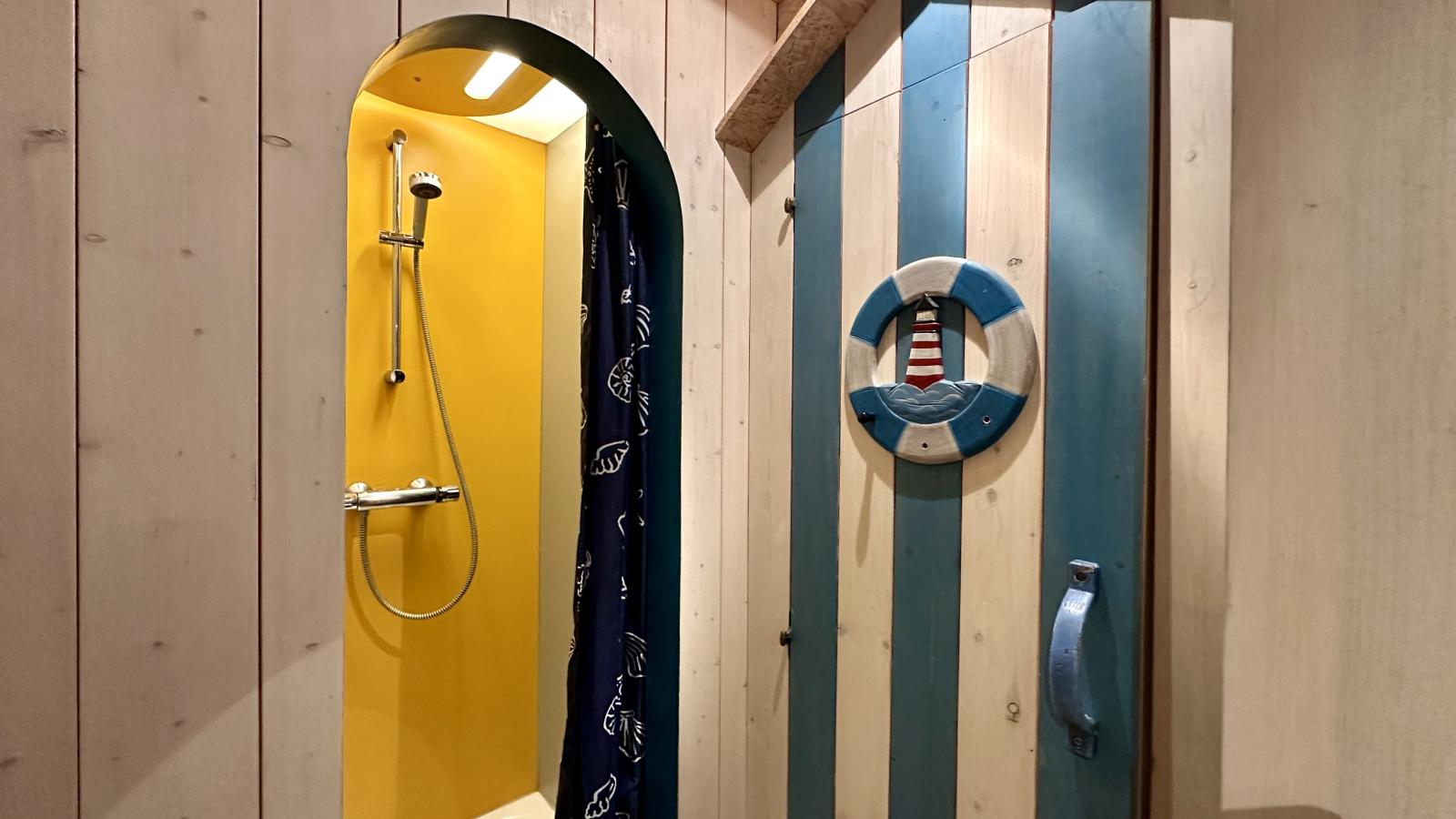 Les Ecuries du Lac-Bathroom