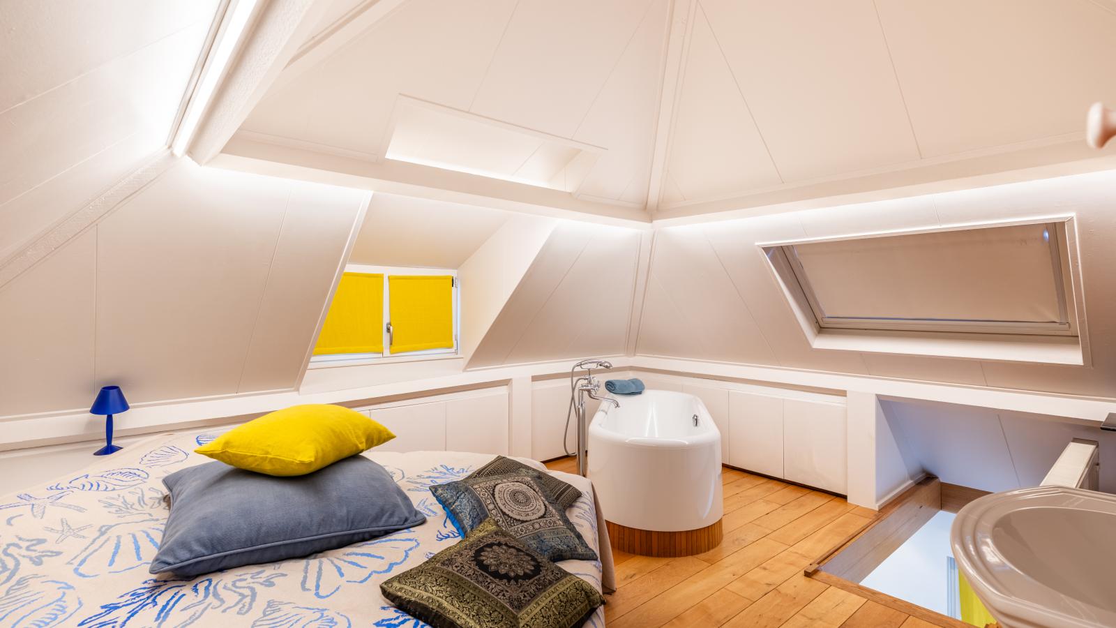 Rue de labbaye-Bedroom