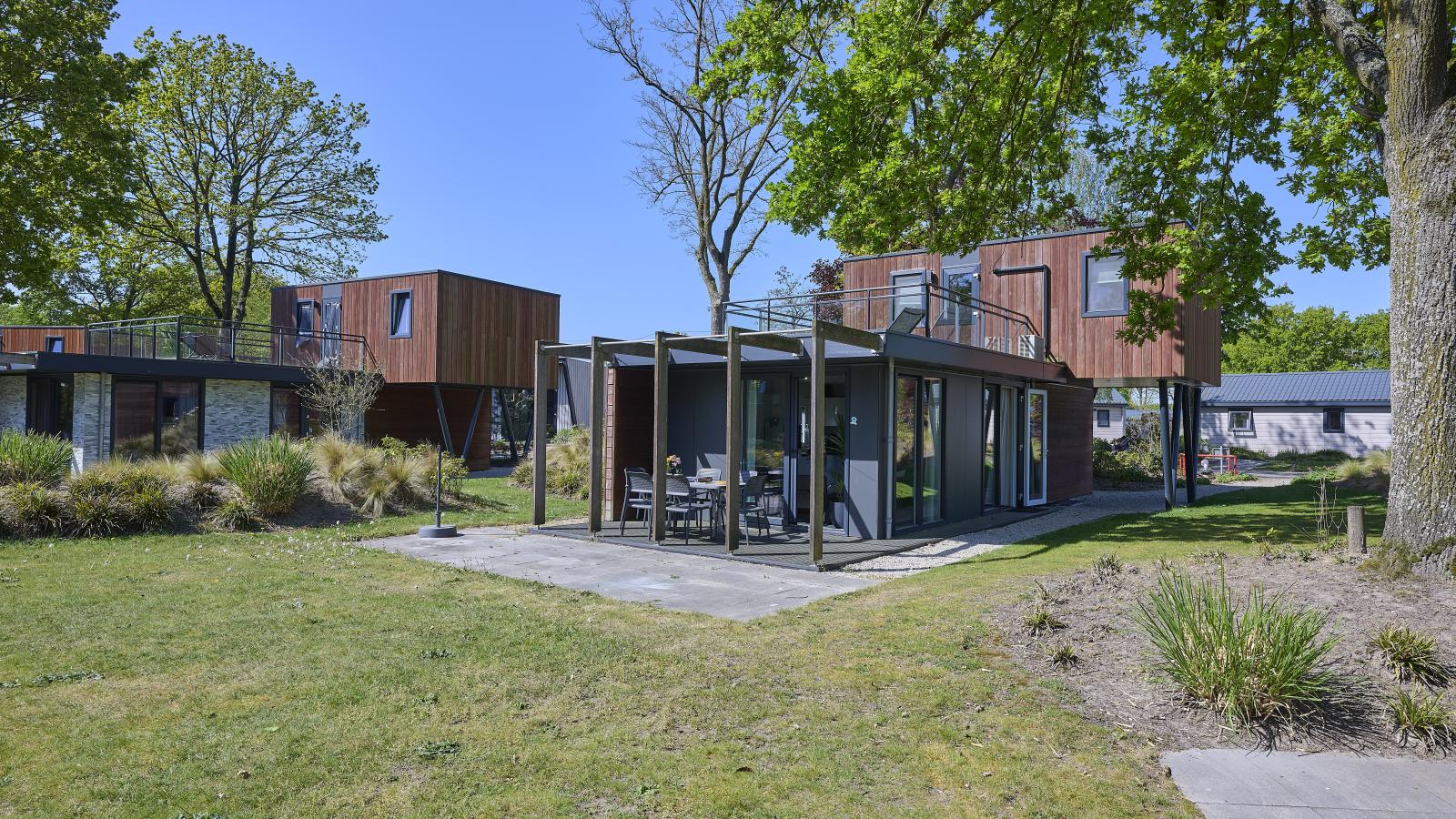 Het luxe droompaviljoen - Buitenkant zomer