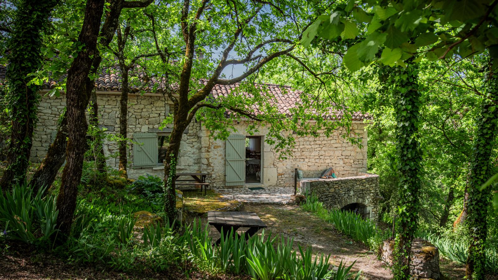 La Canelle - Buitenkant zomer