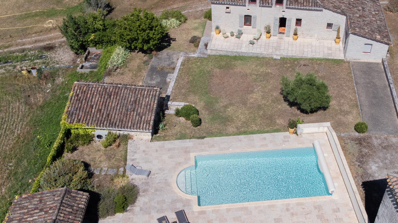 Les Artals-Outdoor