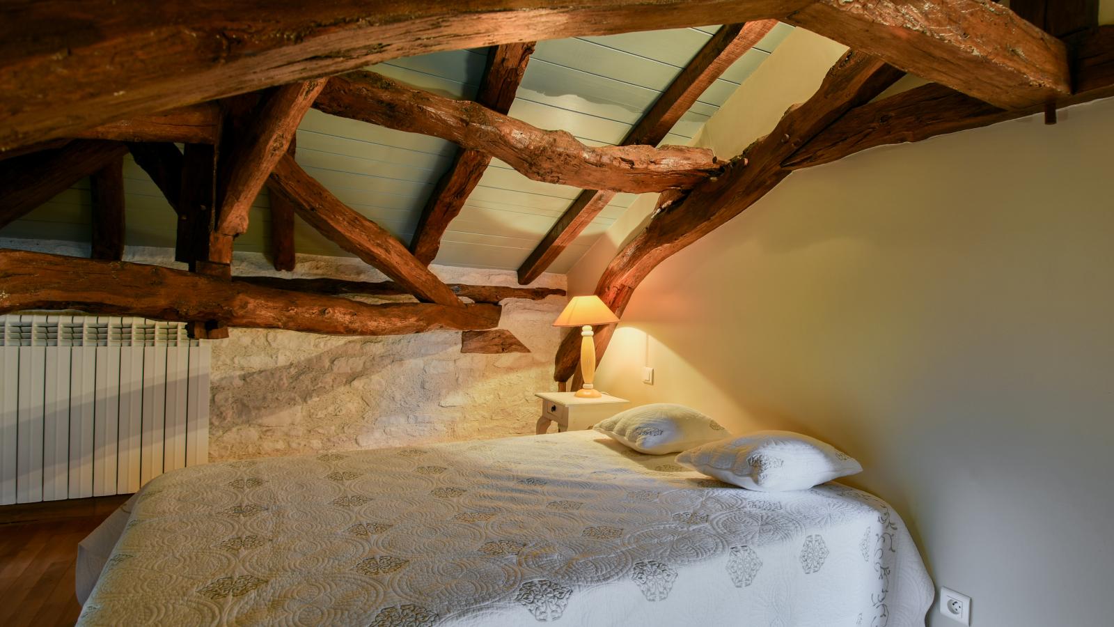 Les Artals-Bedroom