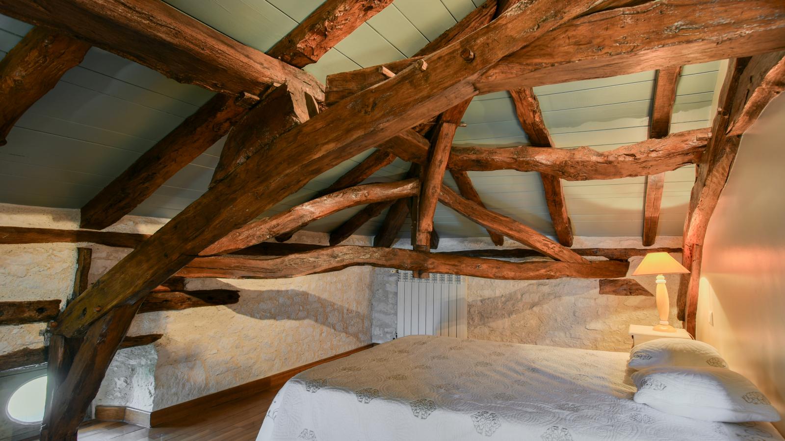 Les Artals-Bedroom