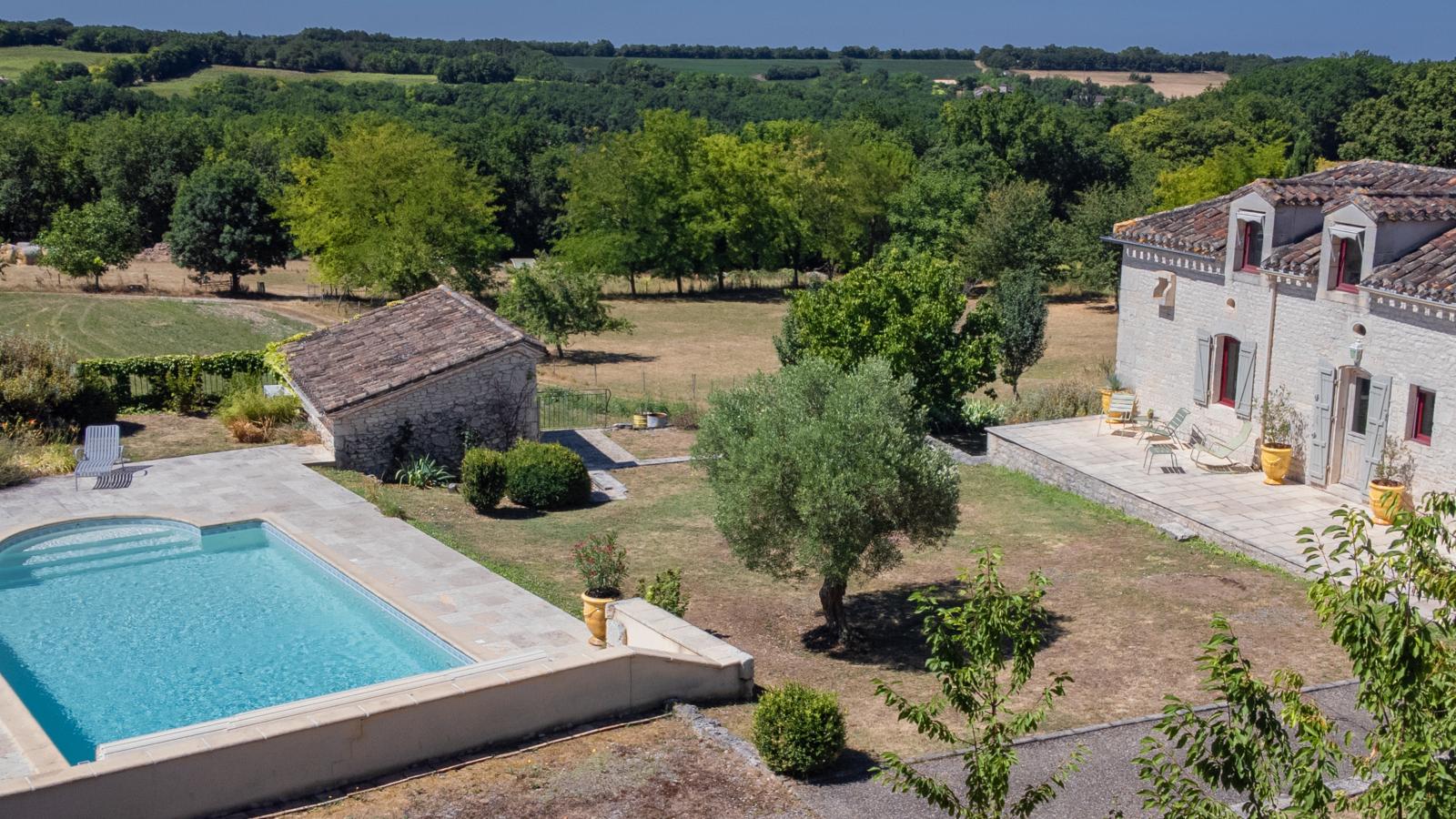 Les Artals-Exterior summer