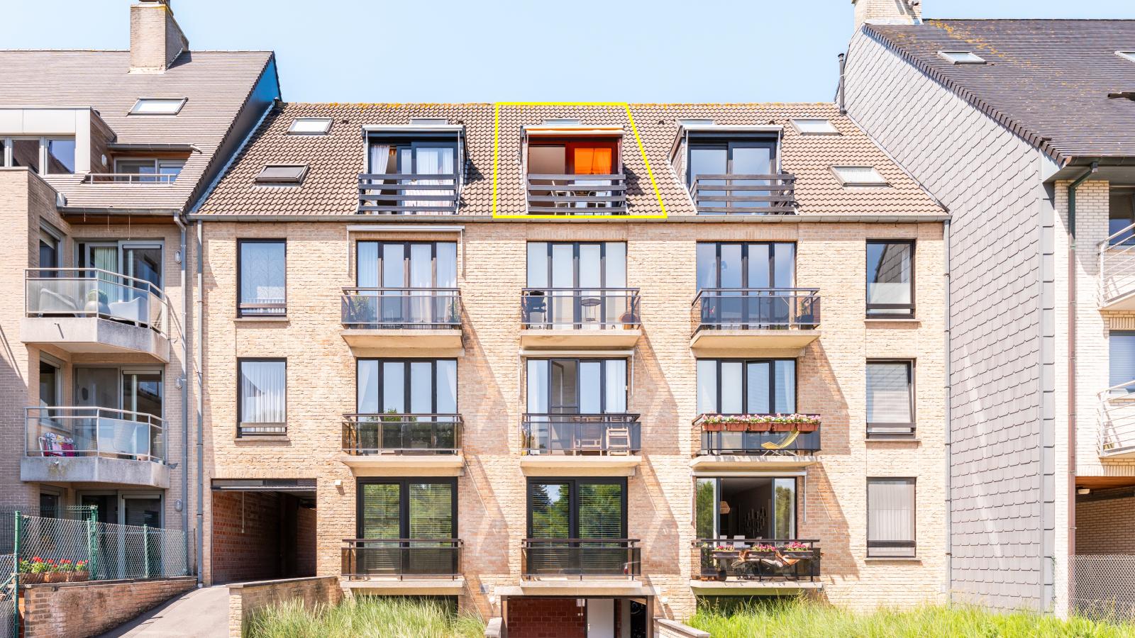 Ardoise des dunes-Buitenkant zomer