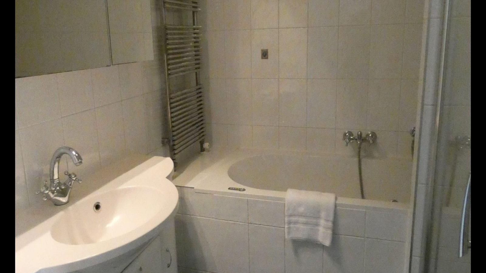 Waterbase-Bathroom