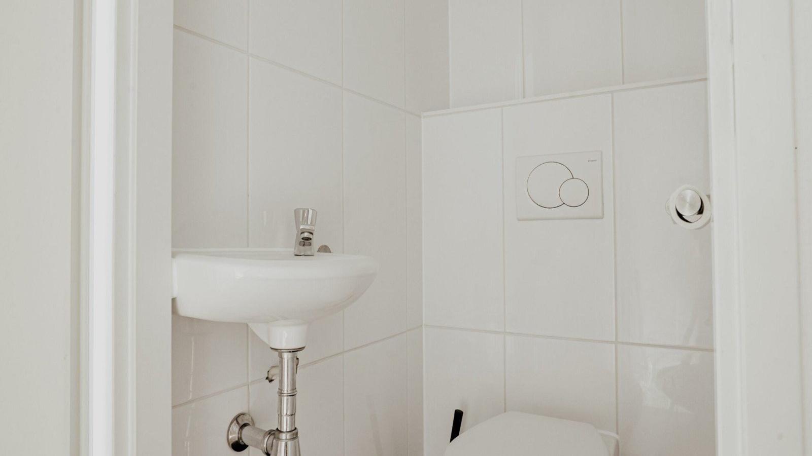 Nova Meer-Bathroom