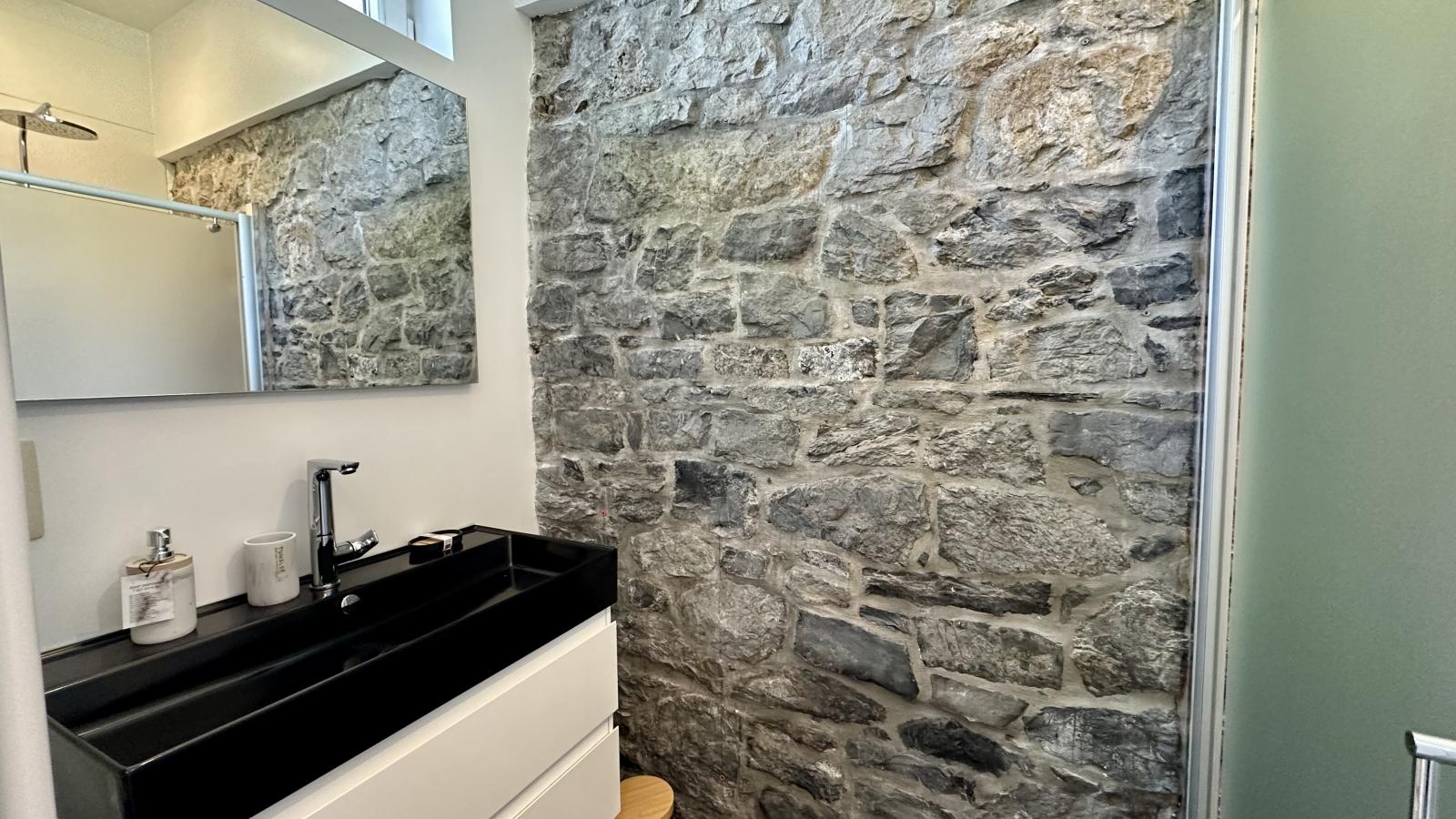 Piervenne-Bathroom
