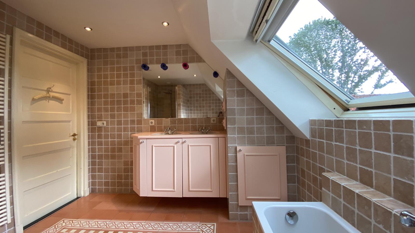 De Meerenhof-Bathroom
