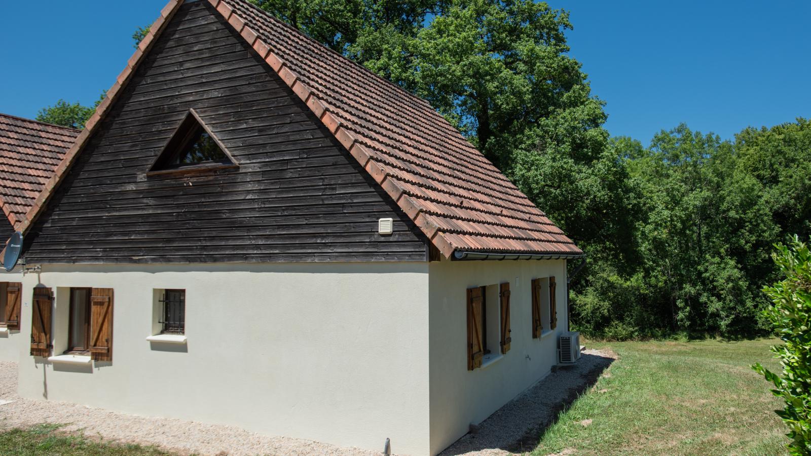 Lac Bleu nr 11 bij zwembad-Exterior summer