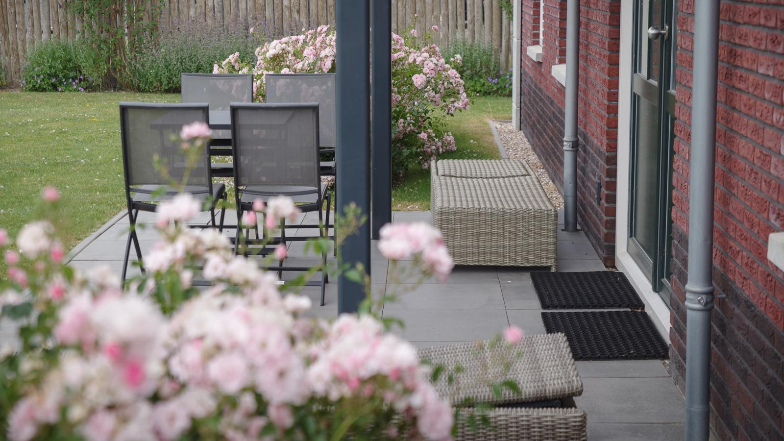 SeaLuxe Residence-Tuinen zomer