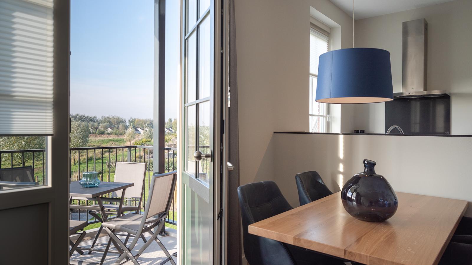 SeaLuxe Residence-Eetkamer