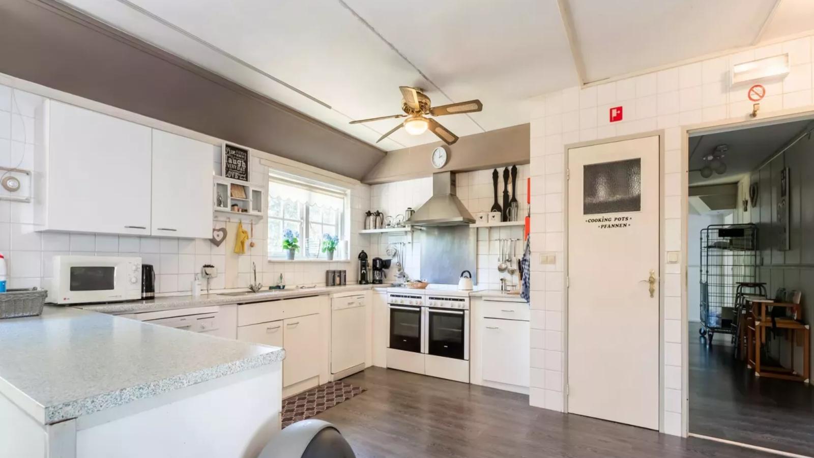 Benedenverdieping Hoeve Ginette-Keuken
