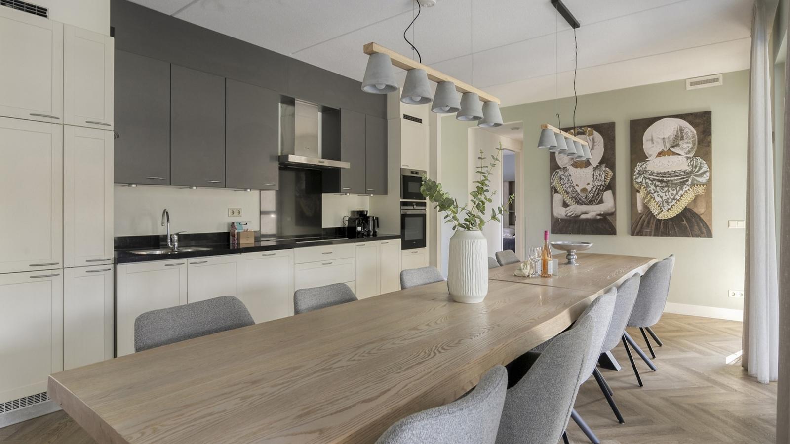 Aqua Vista 1 - Eetkamer