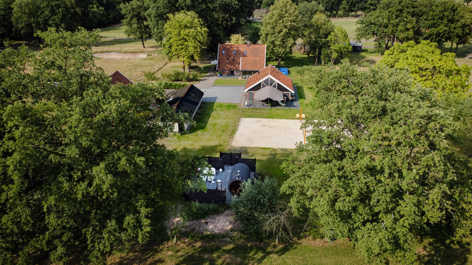 The Green Getaway-Exterior summer