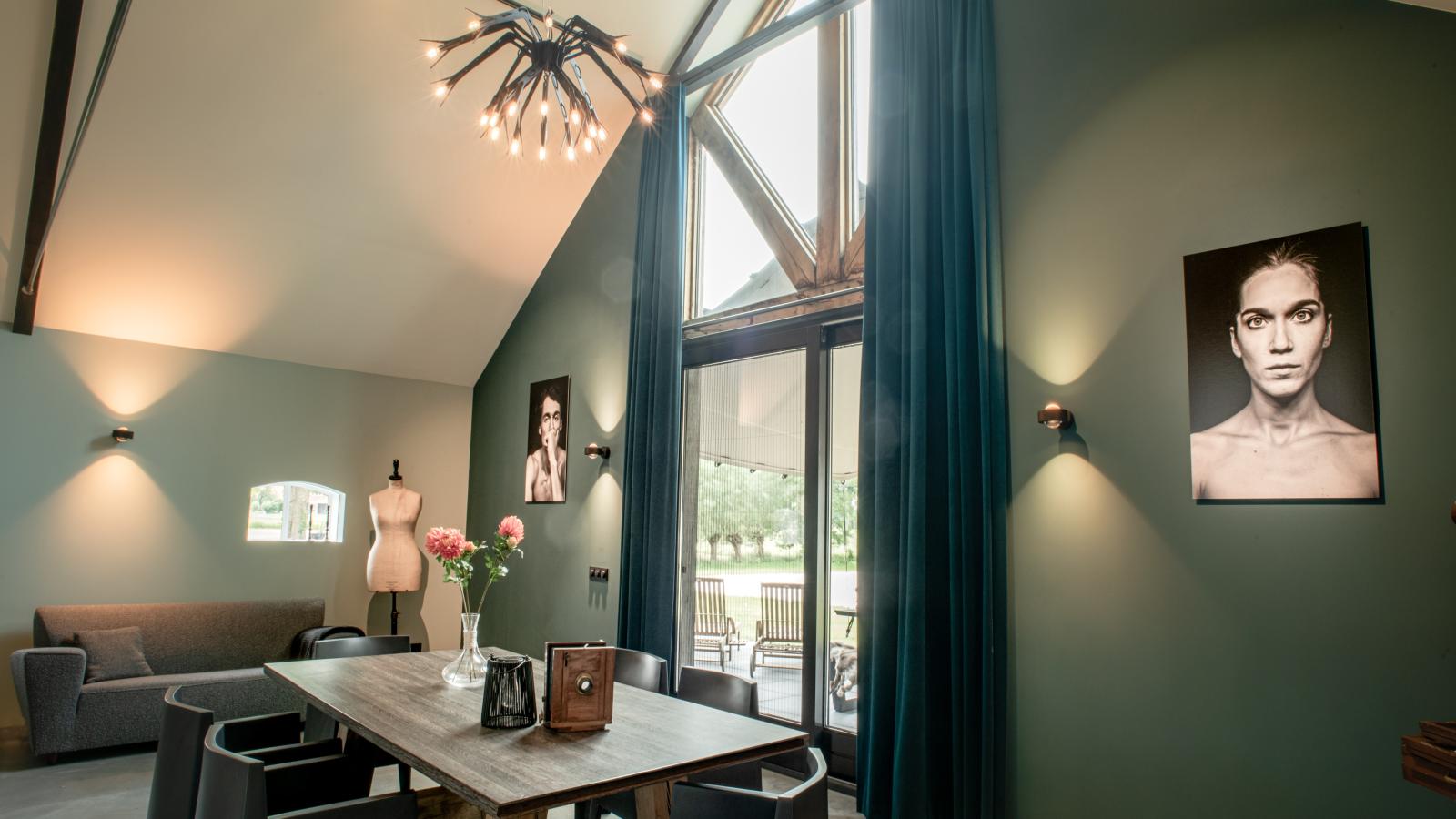 The Green Getaway-Dining room