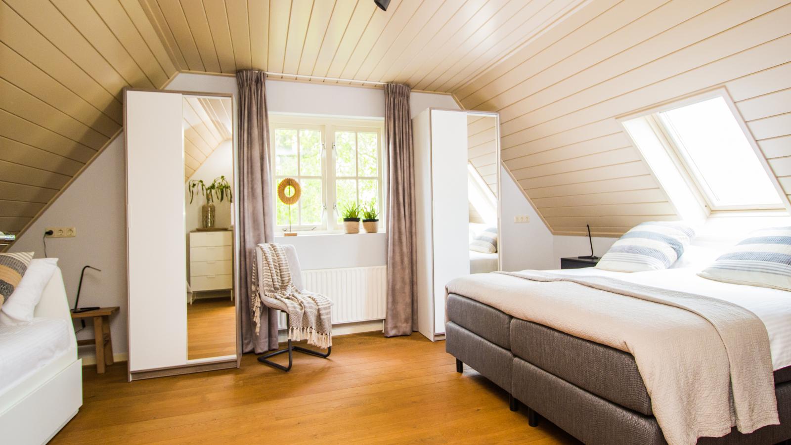 Pure Rust-Bedroom