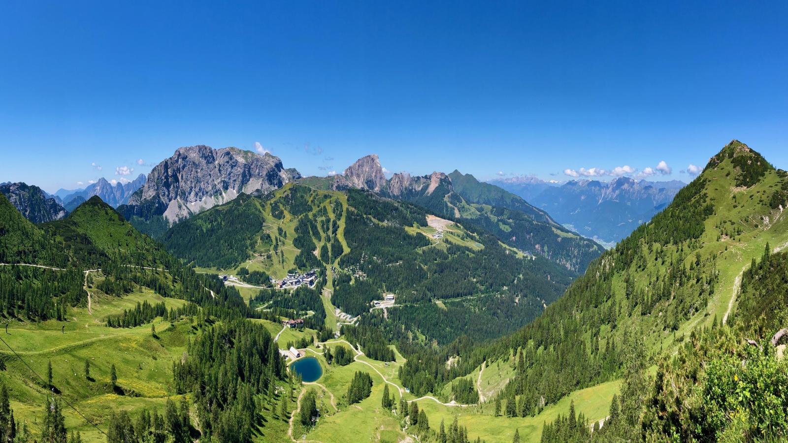 Casa Nostra-Areas within 20km in summer