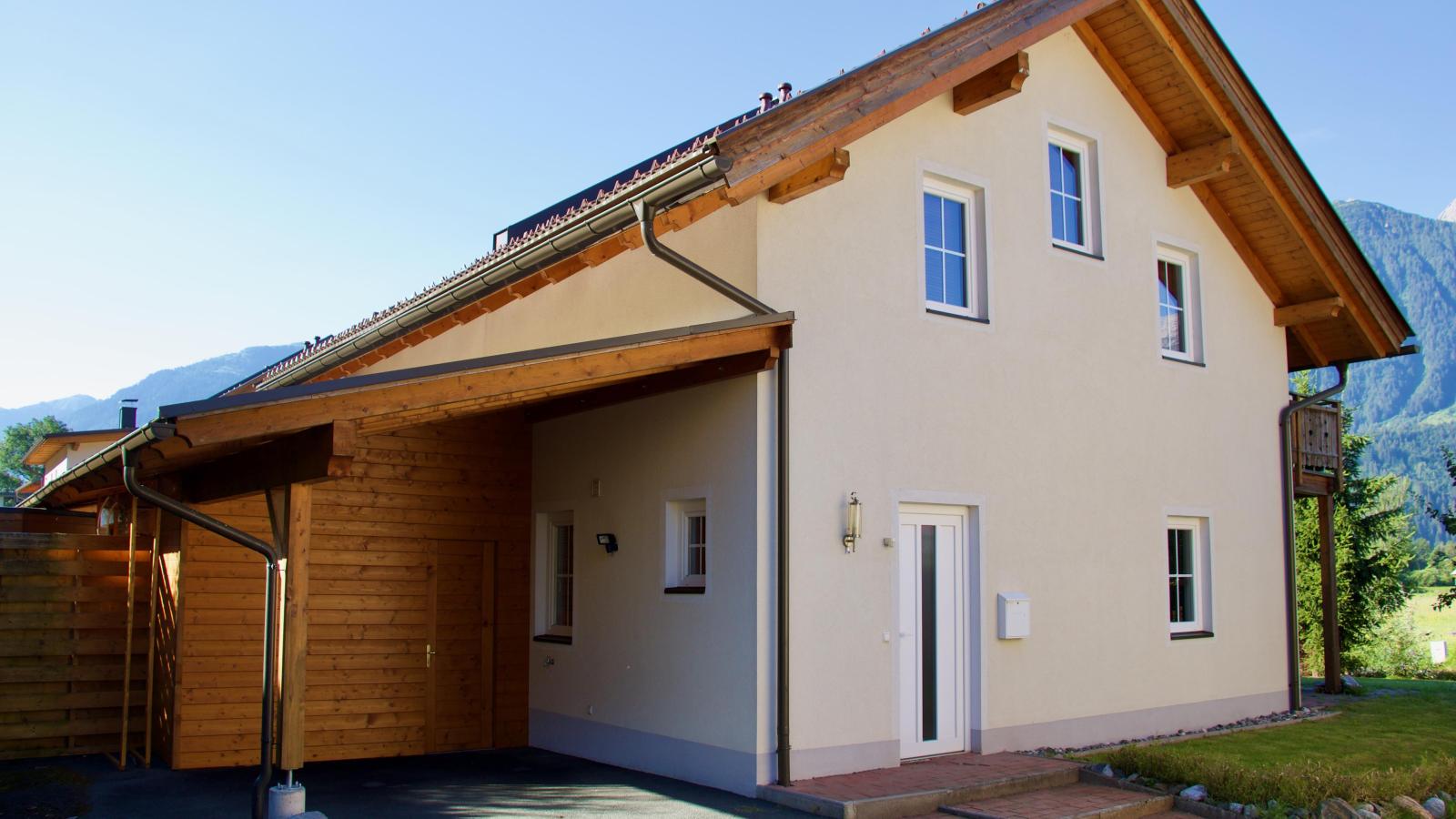 Casa Nostra-Exterior summer
