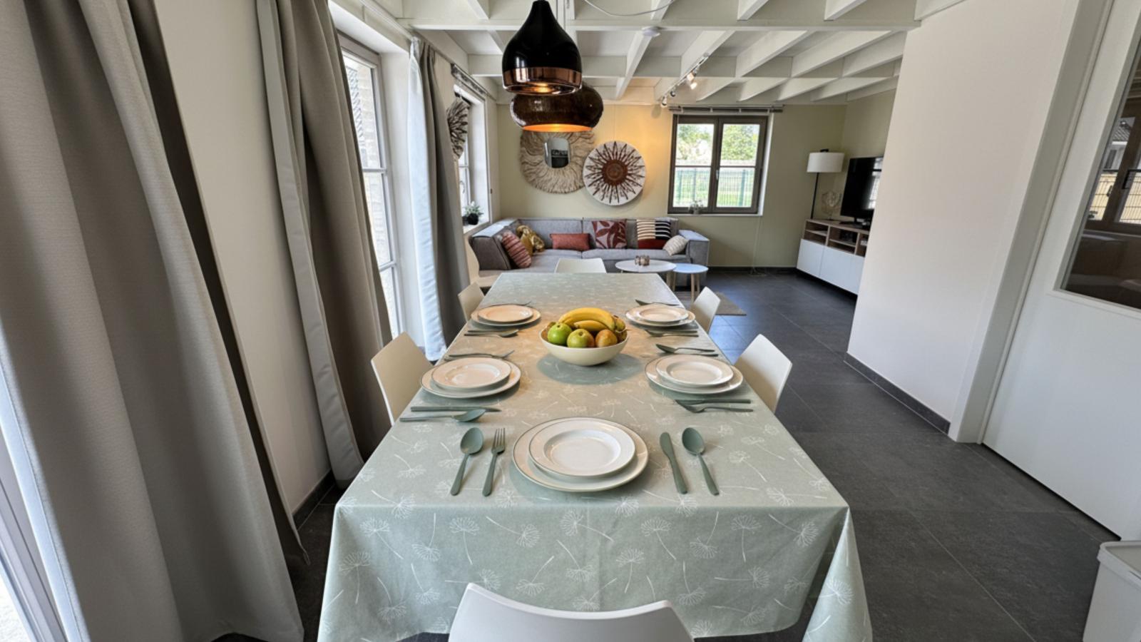 Westhinder II H28-Esszimmer