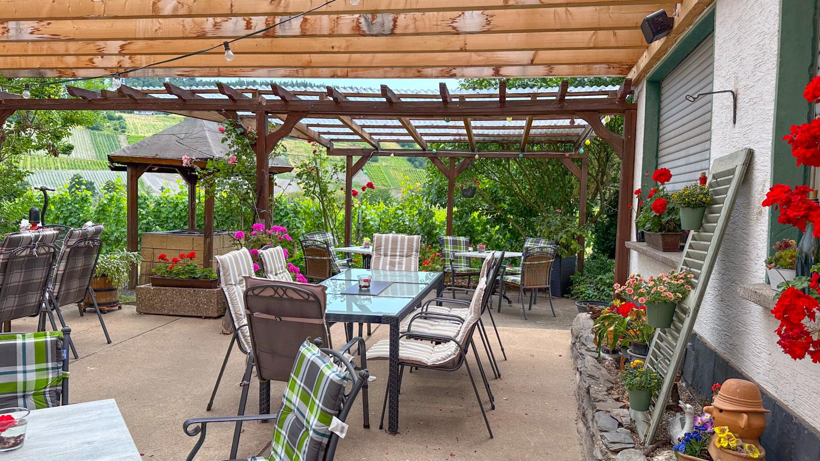 Weingut HermesLex-Terrasbalkon