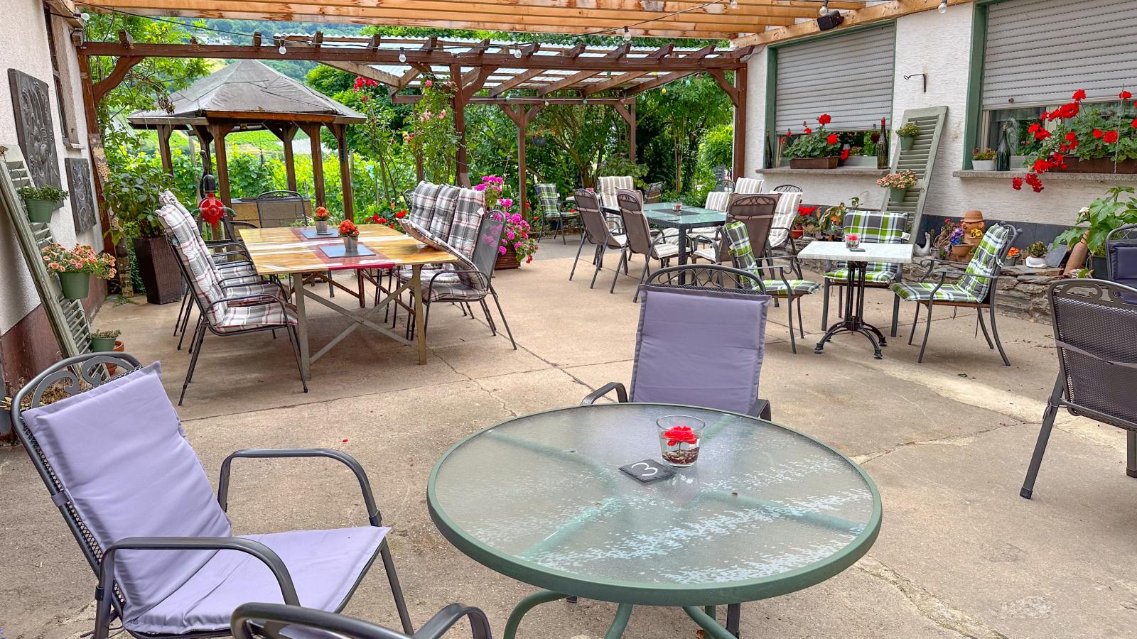 Weingut HermesLex-Terrasbalkon