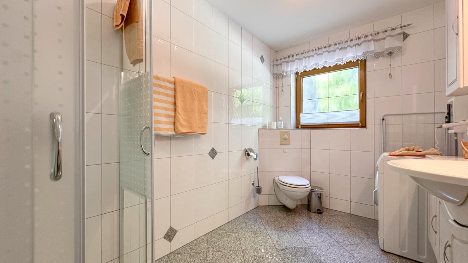 Mit Herz-Badezimmer
