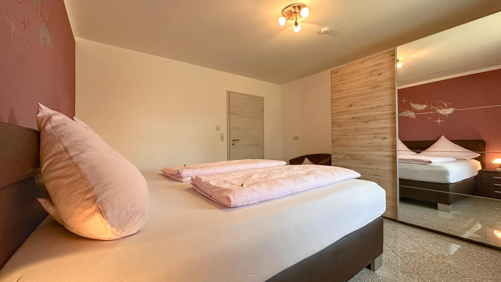 Mit Herz-Schlafzimmer