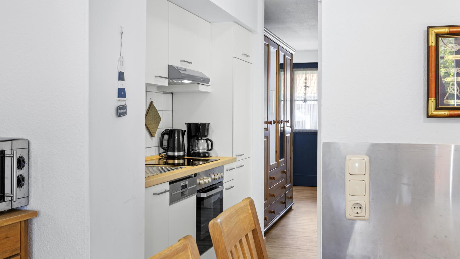 Papillon 11-5-Kitchen