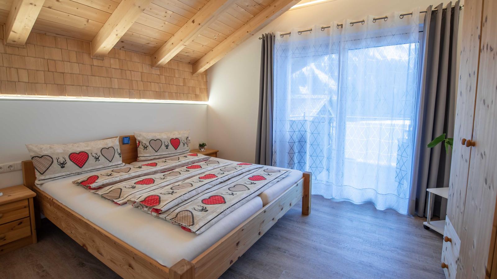 Trocker-Bedroom