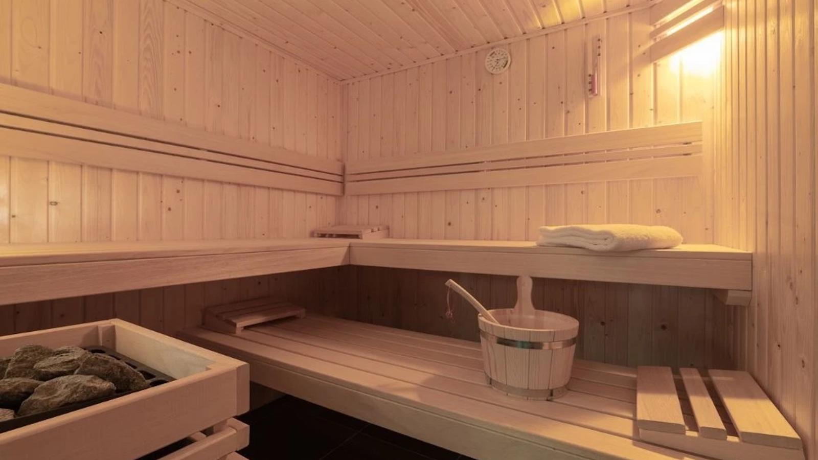 SeaLuxe Suite-Sauna