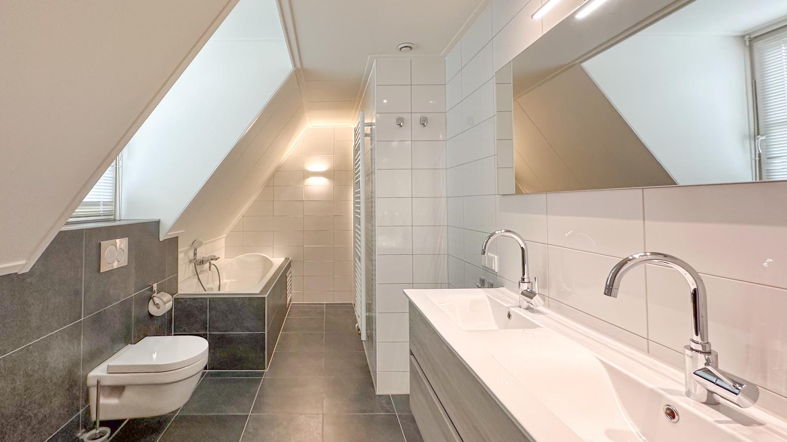 Happy Beach 48-Badkamer