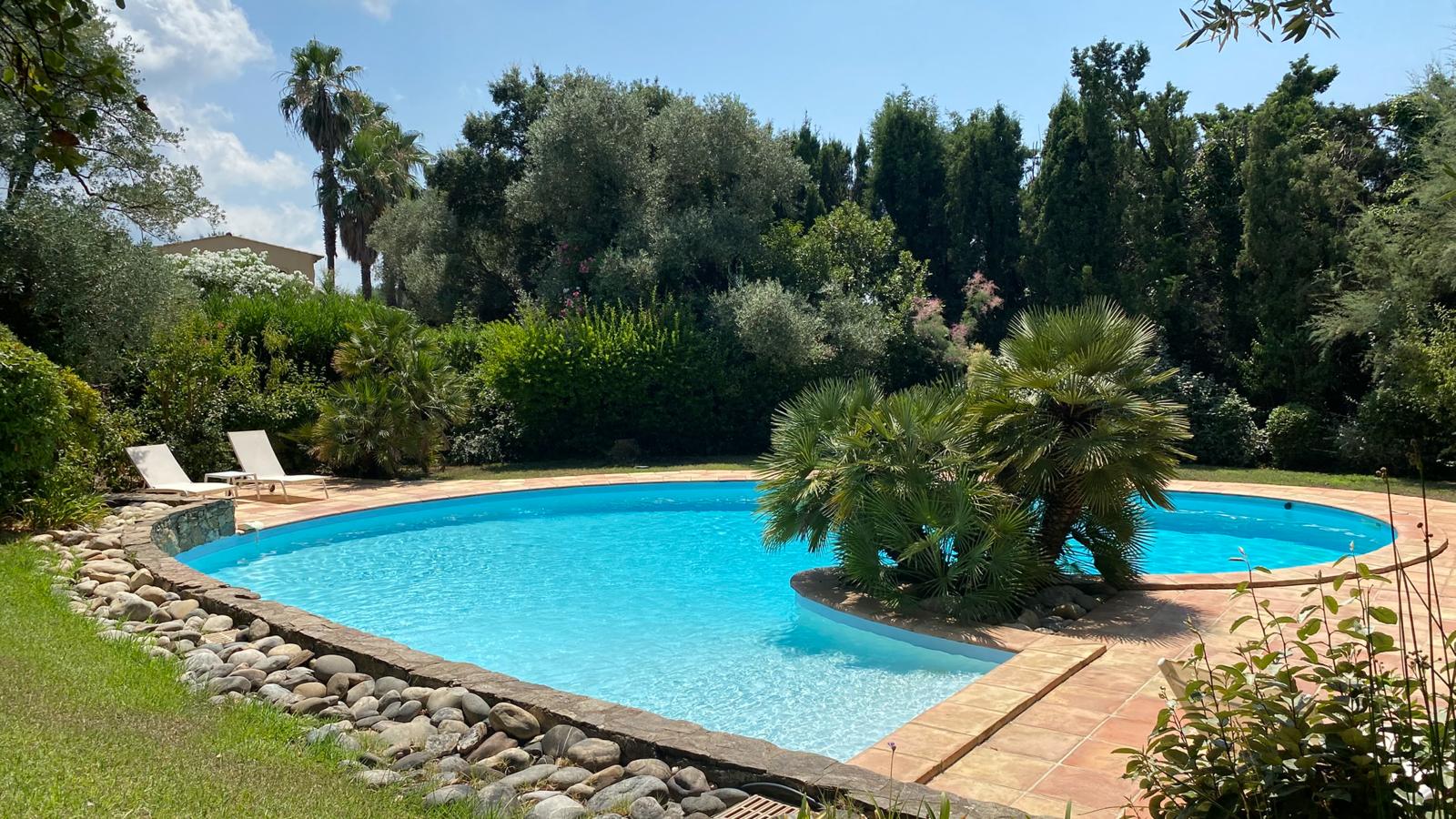 Bergerie-Piscine