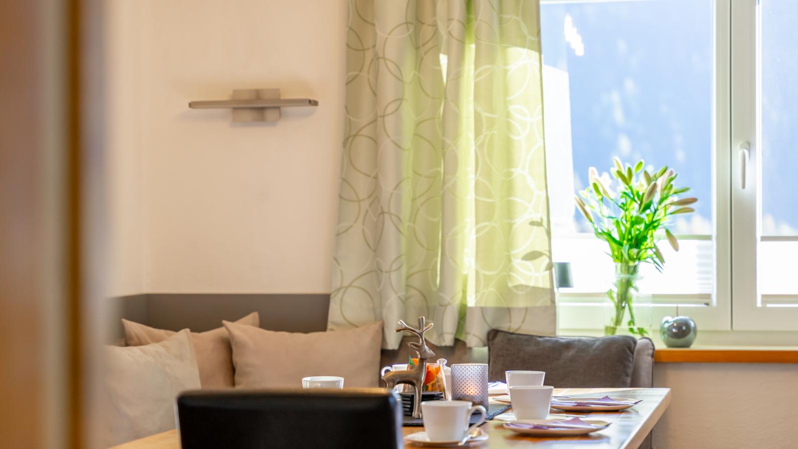 Sonnenschein I-Eetkamer