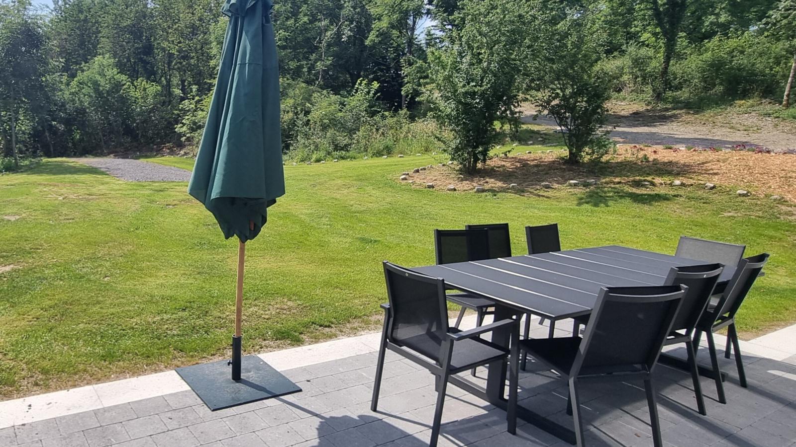 Le Pavillon-Gardens summer