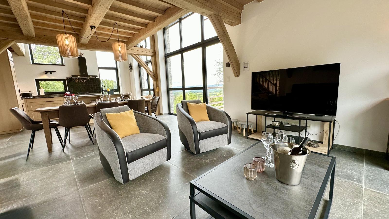 Le Pavillon-Woonkamer