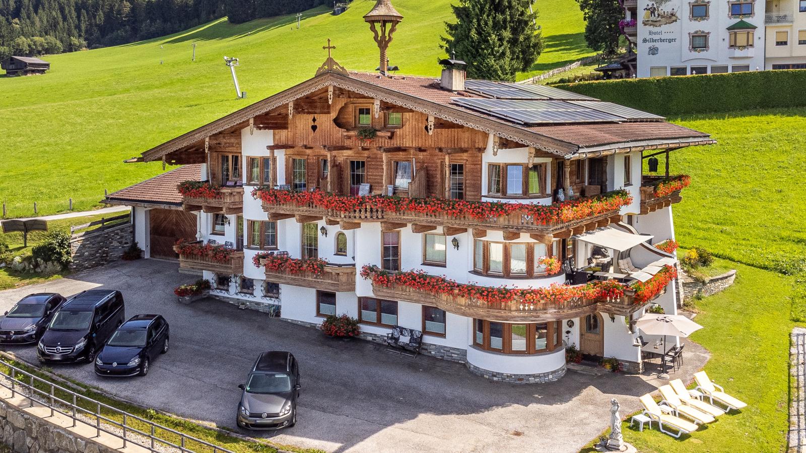 Landhaus Marchfeld Top 1-Buitenkant zomer