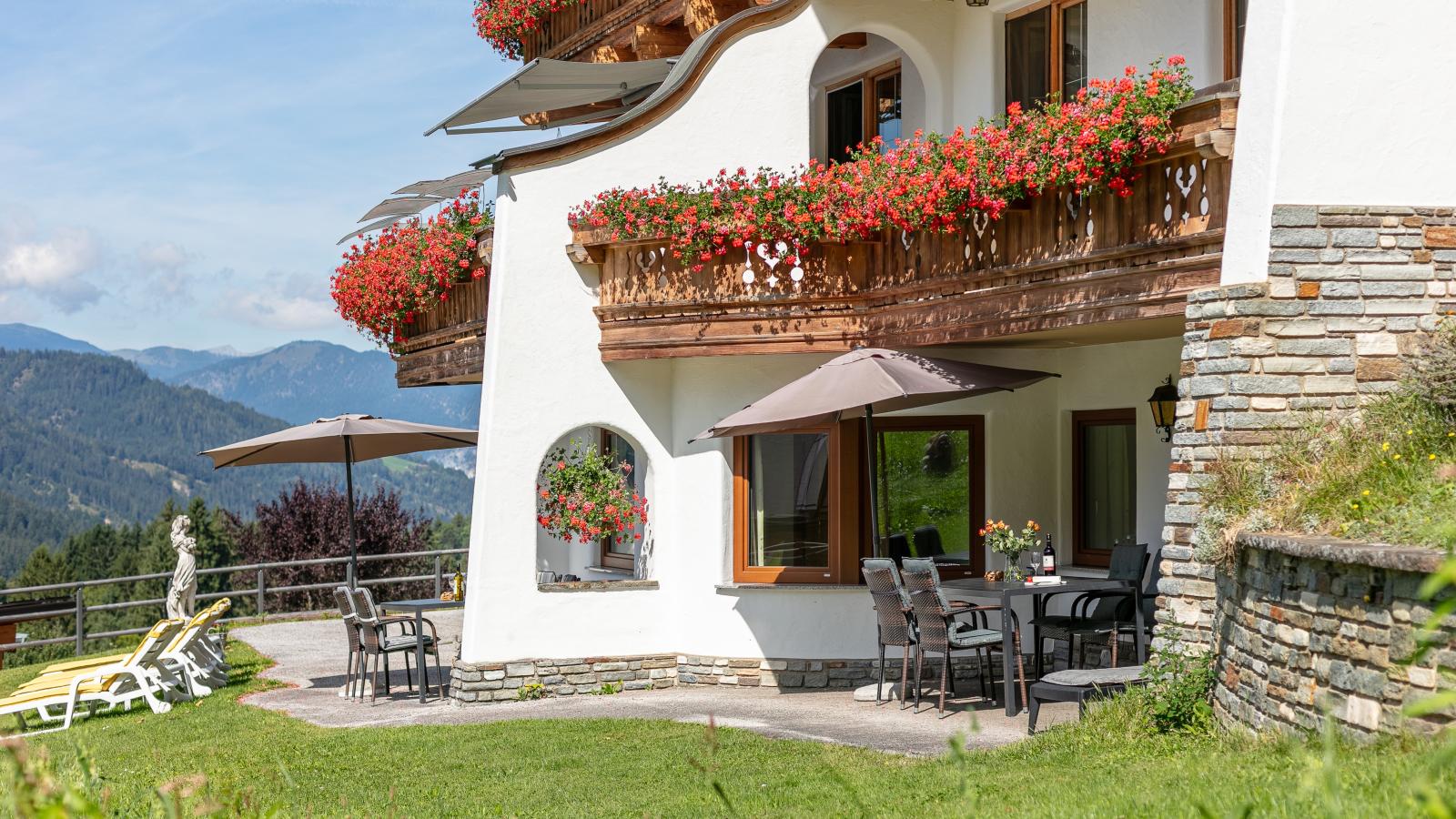 Landhaus Marchfeld Top 1-Tuinen zomer