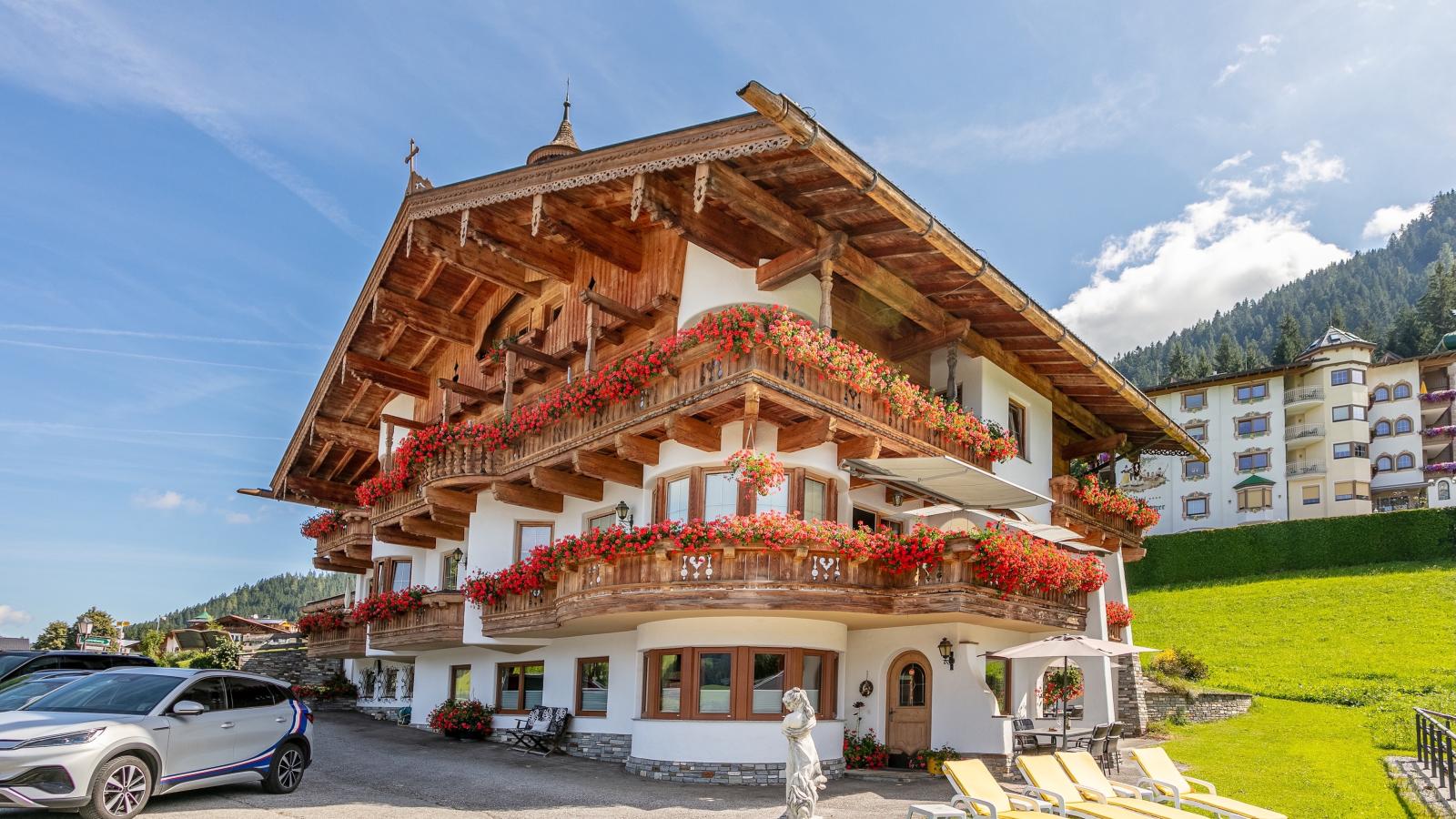 Landhaus Marchfeld Top 2-Buitenkant zomer