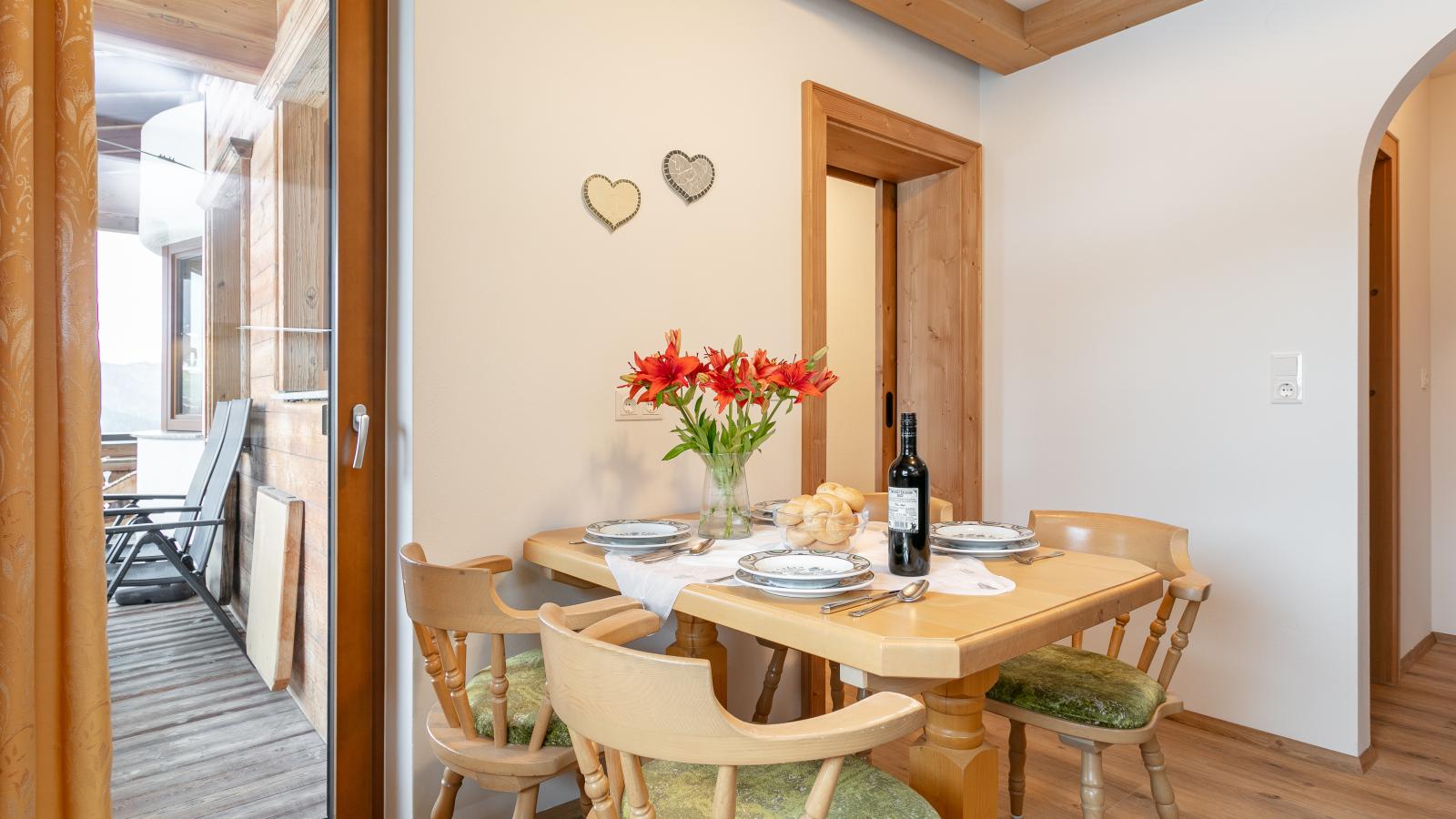 Landhaus Marchfeld Top 2-Eetkamer