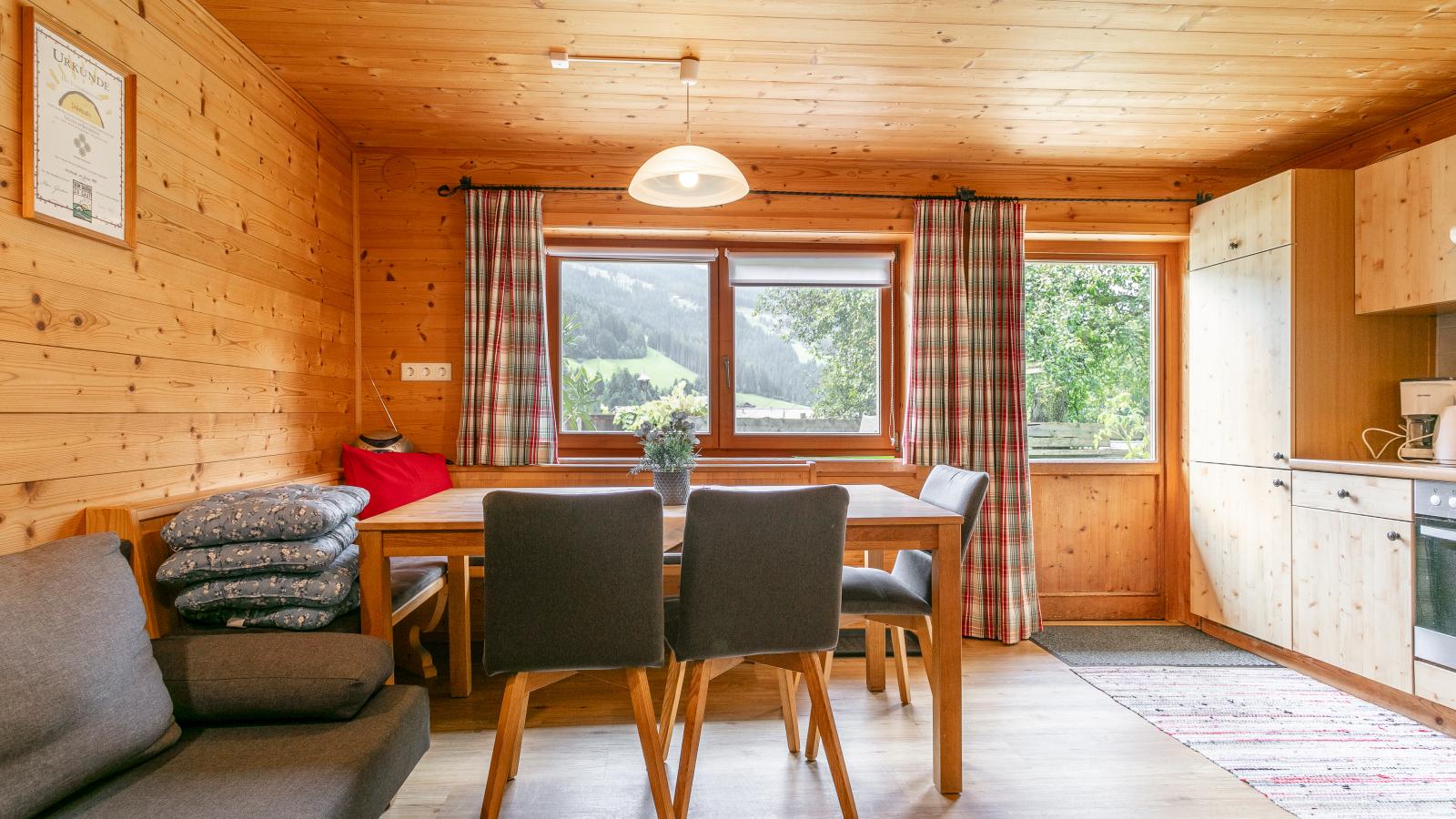 Am Bauernhof Top 1 und 2-Salle à manger