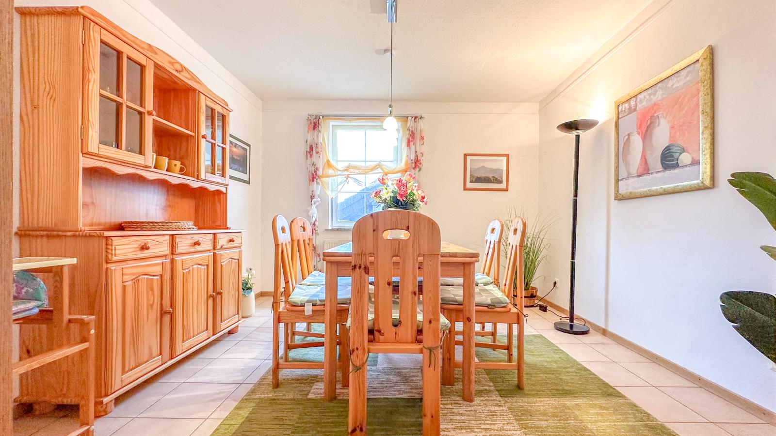 Zauberberg-Dining room