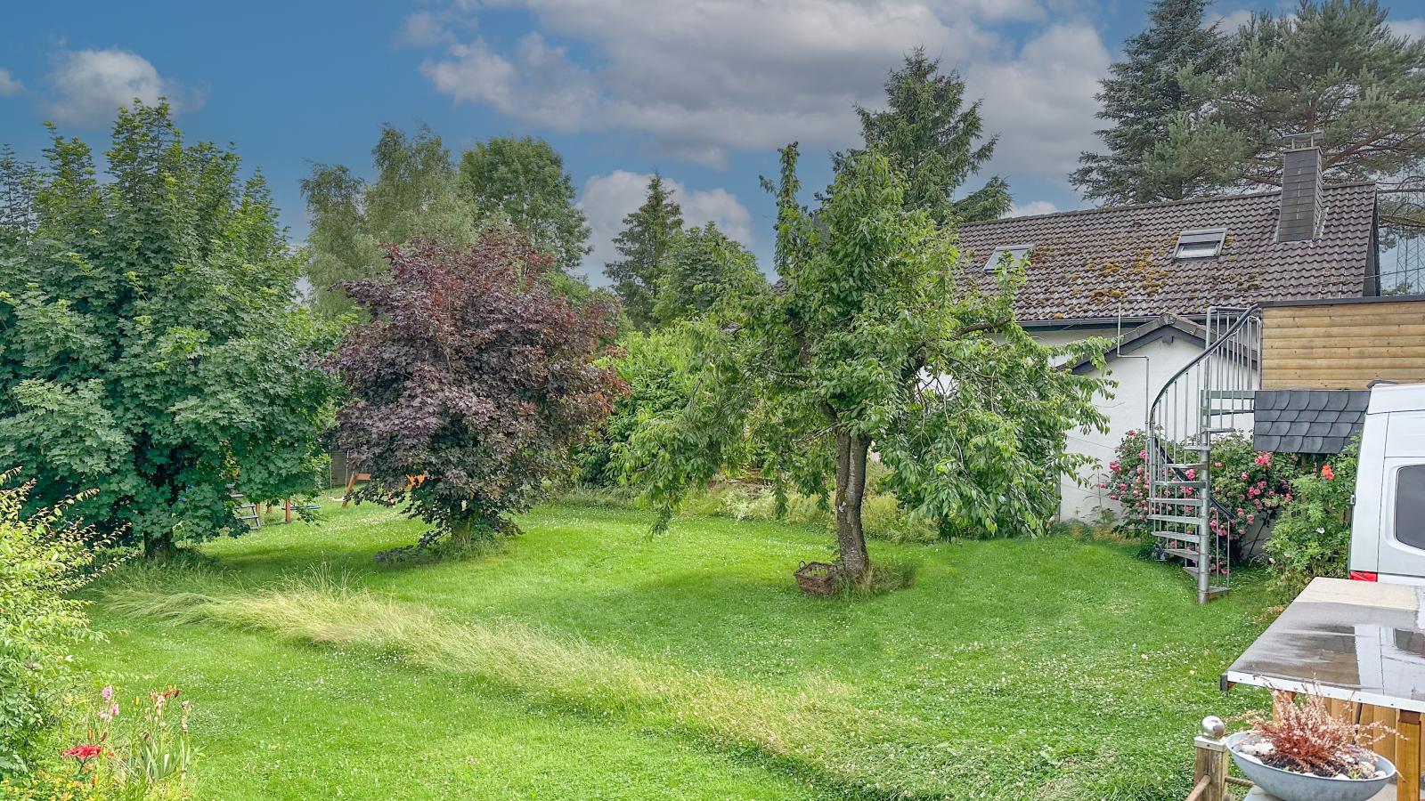 Zauberberg-Gardens summer