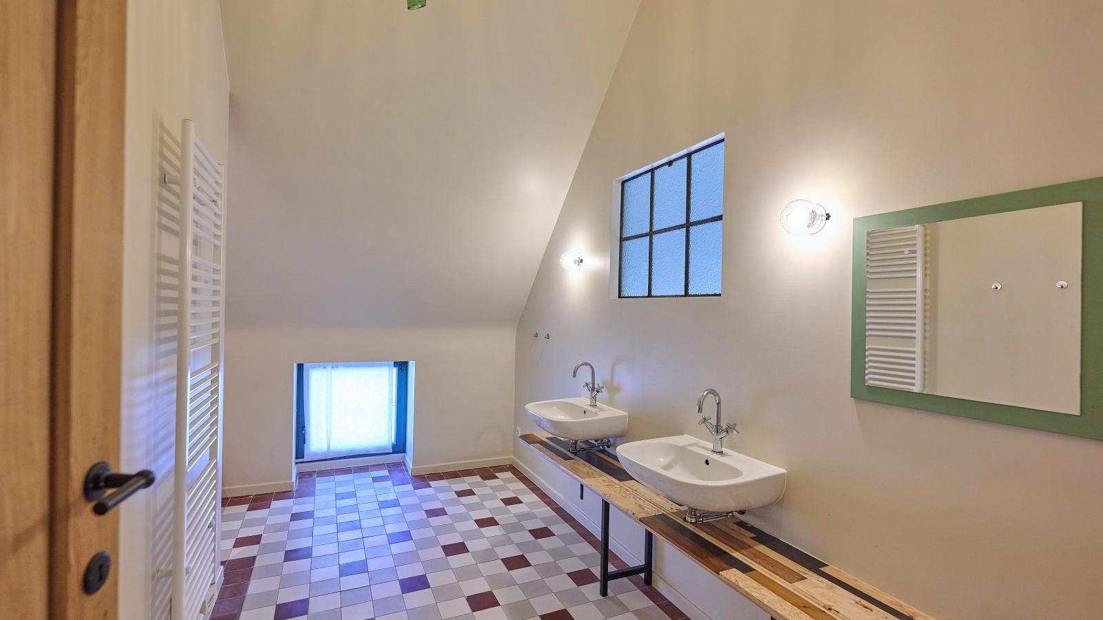 Lactea-Badkamer