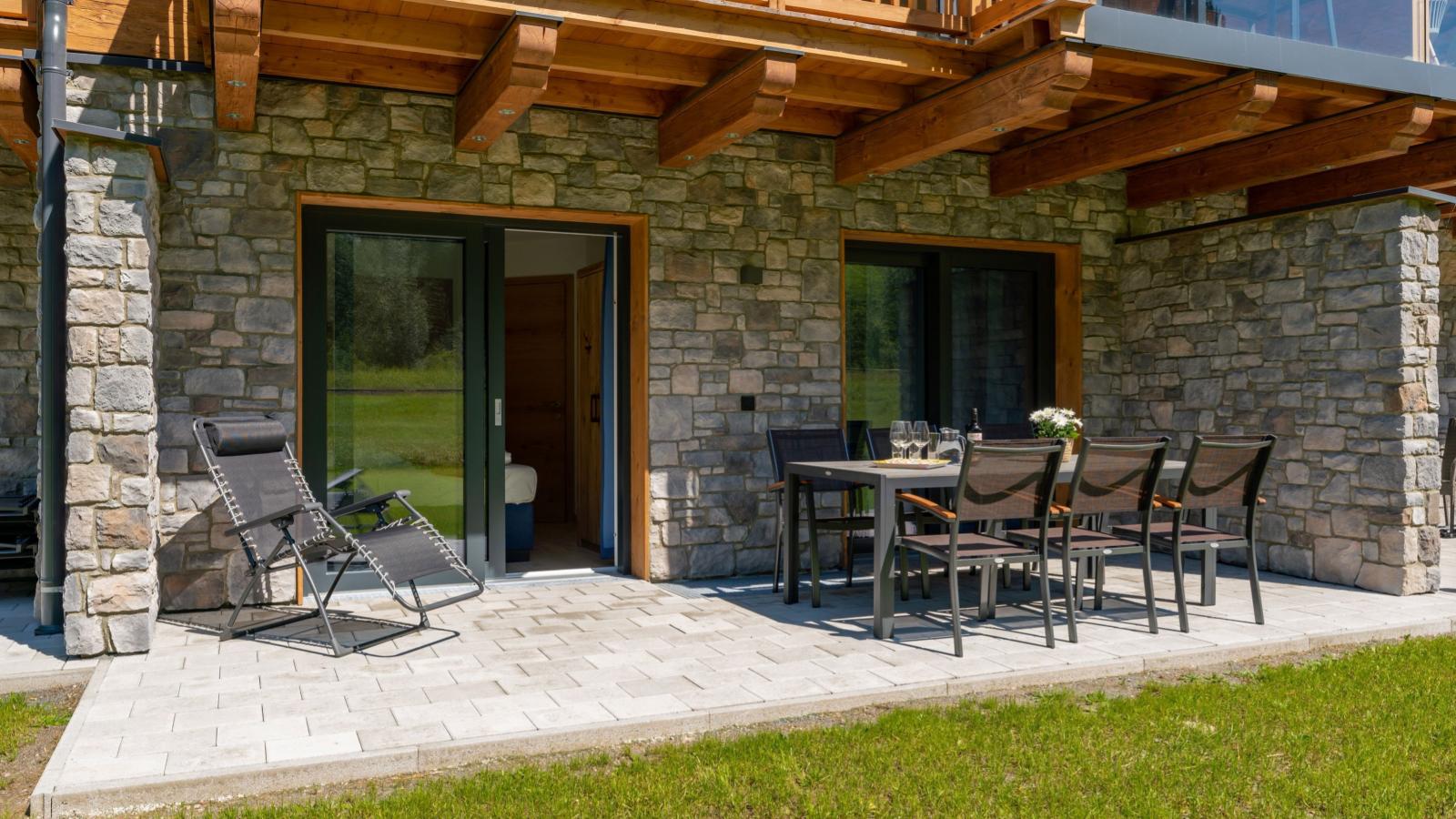 Tauernlodge Eben E4-Tuinen zomer