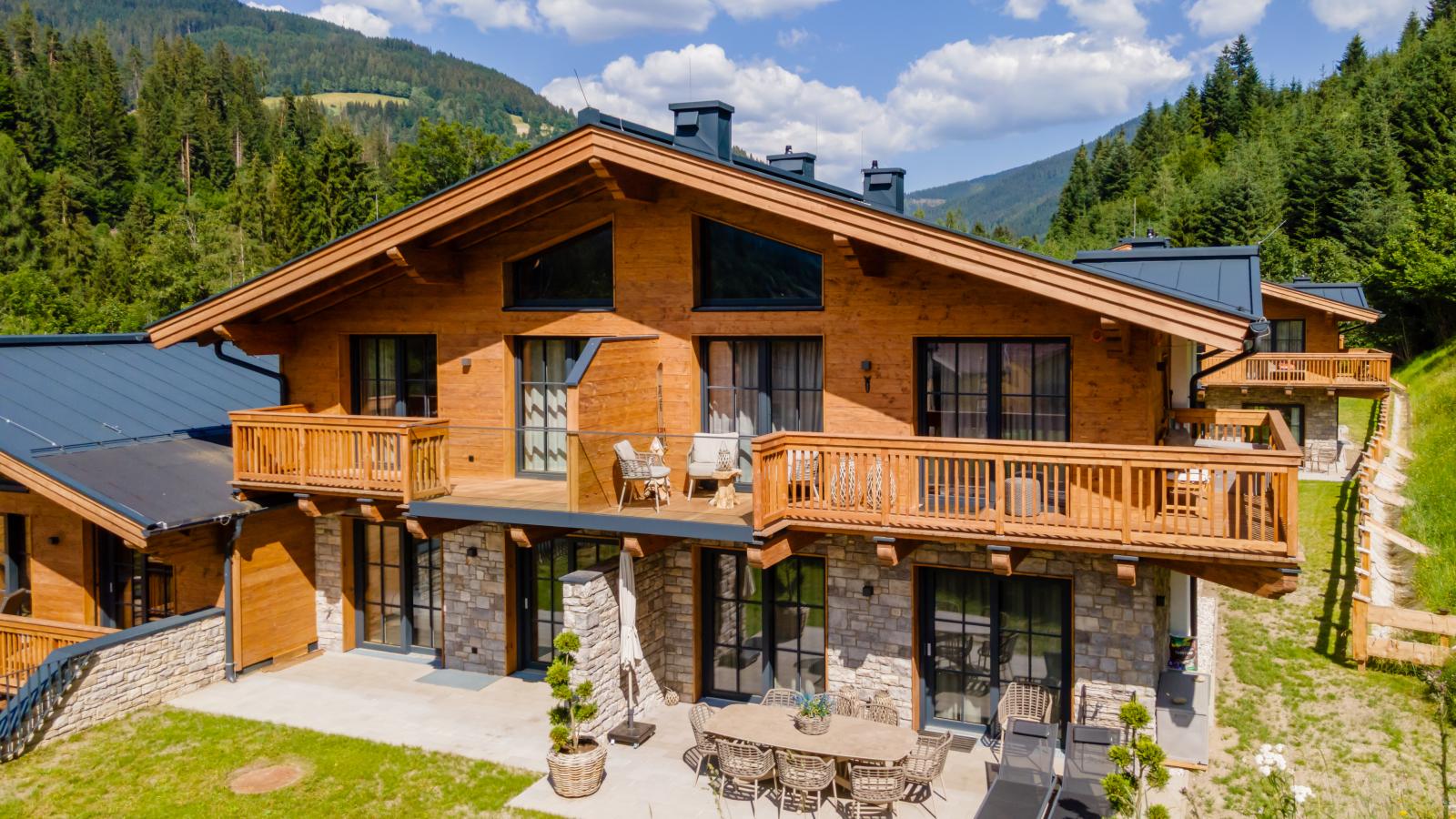 Chalet Gipfel Lodge Alpine Style - Buitenkant zomer