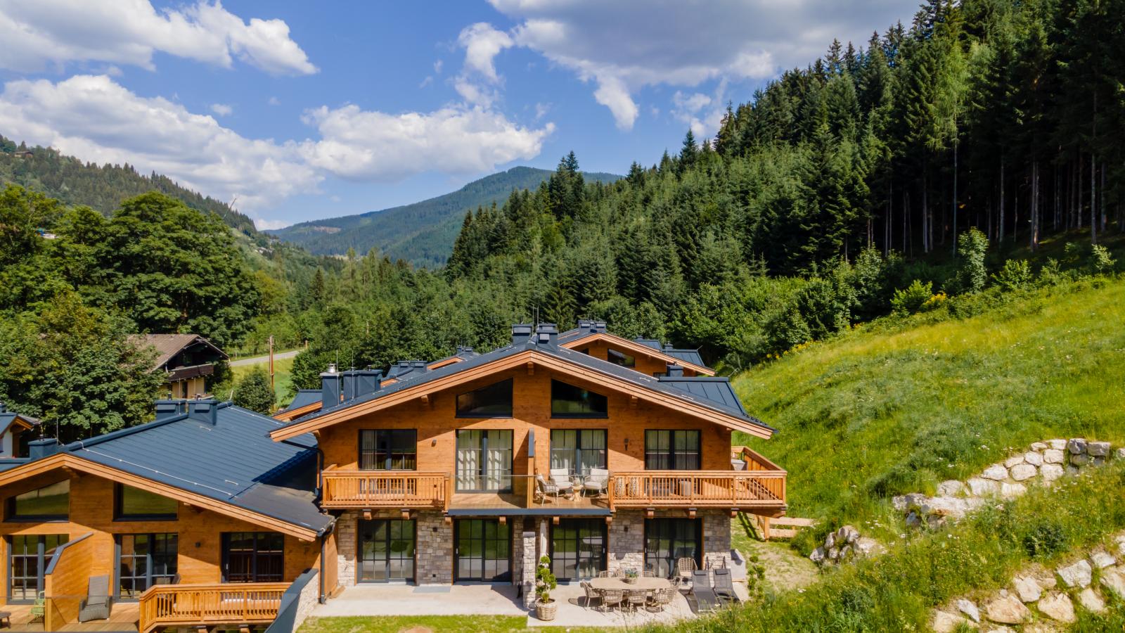 Chalet Gipfel Lodge Alpine Style - Buitenkant zomer