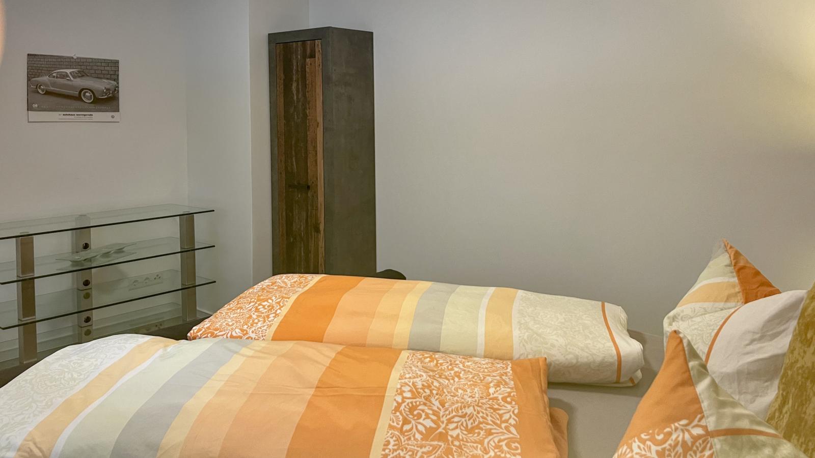 Mompels-Bedroom