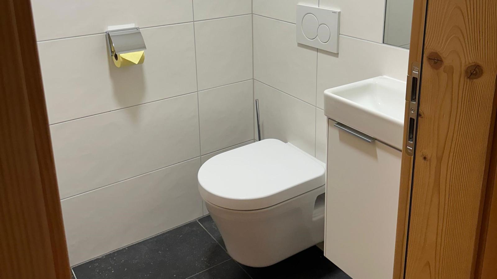 Kaiser-Bathroom